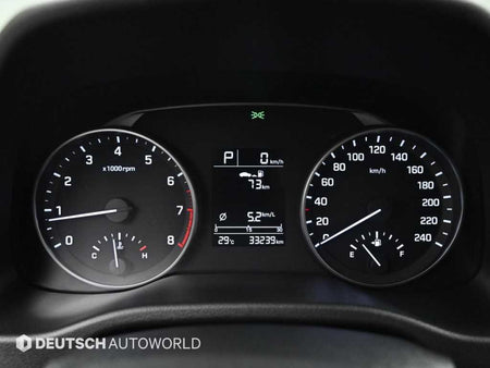 Hyundai Avante — photo 08