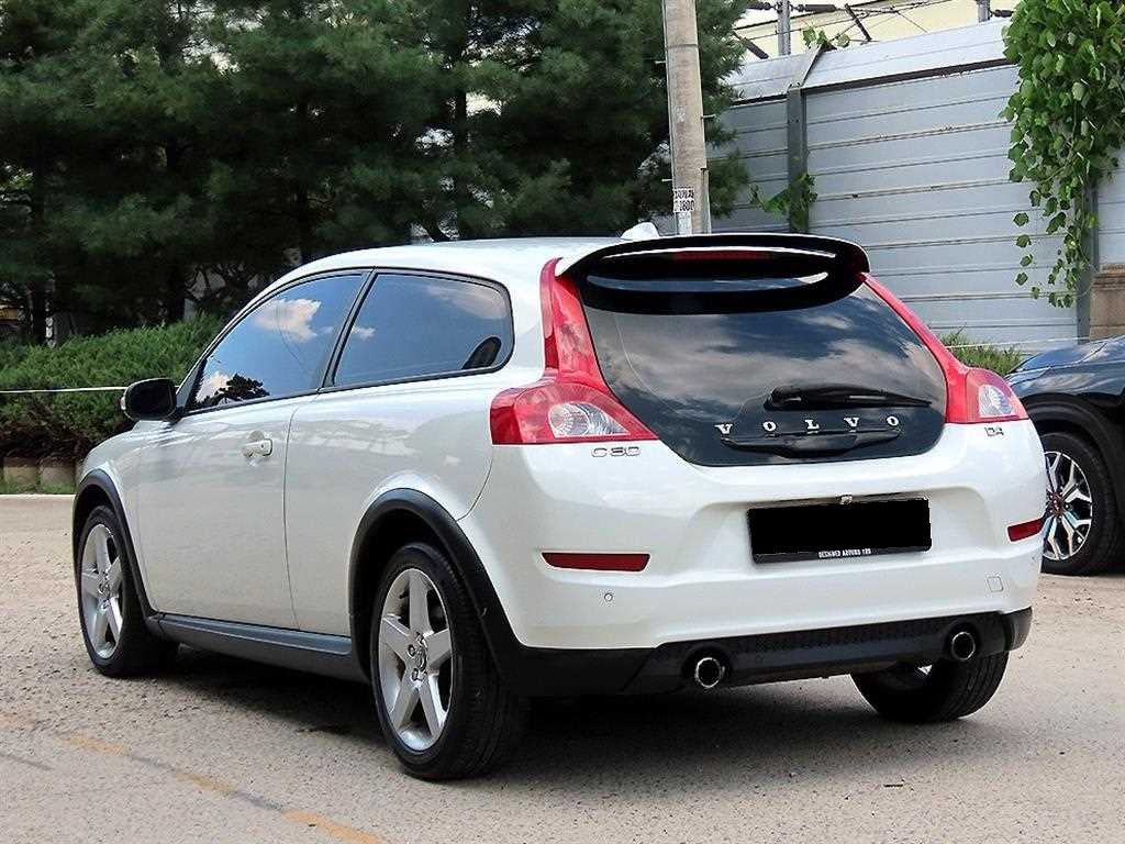 Volvo C30 — photo 03