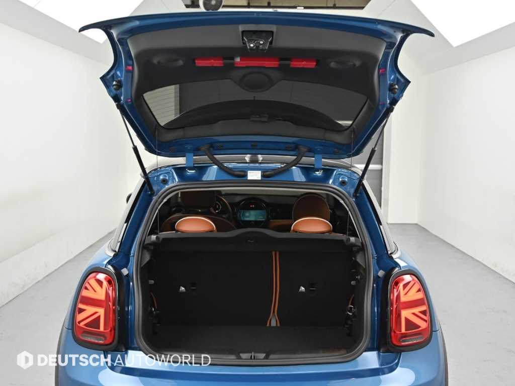 Mini Cooper — photo 19