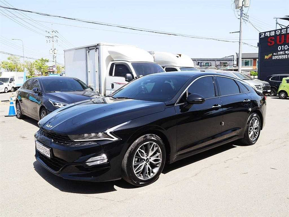 Kia K5 — photo 02