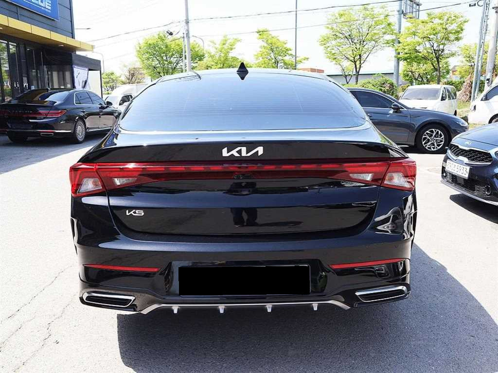 Kia K5 — photo 03