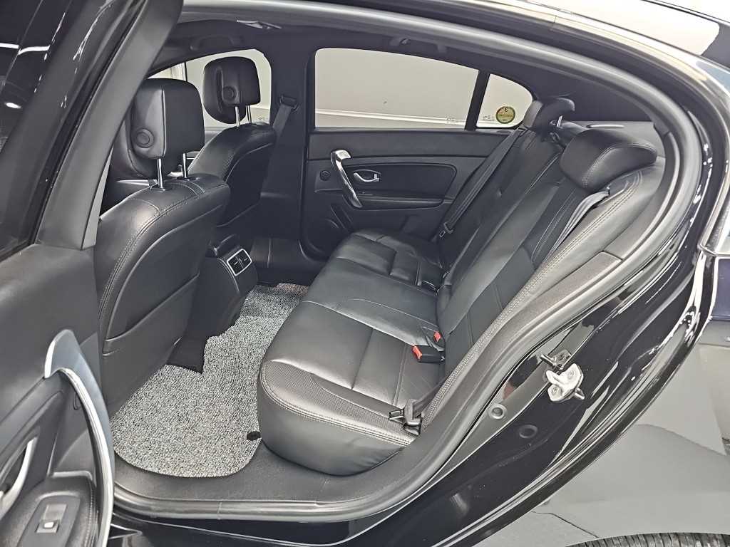 RENAULT SM5  — photo 12