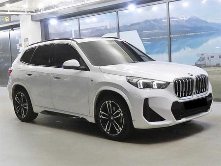 BMW X1 — photo 01