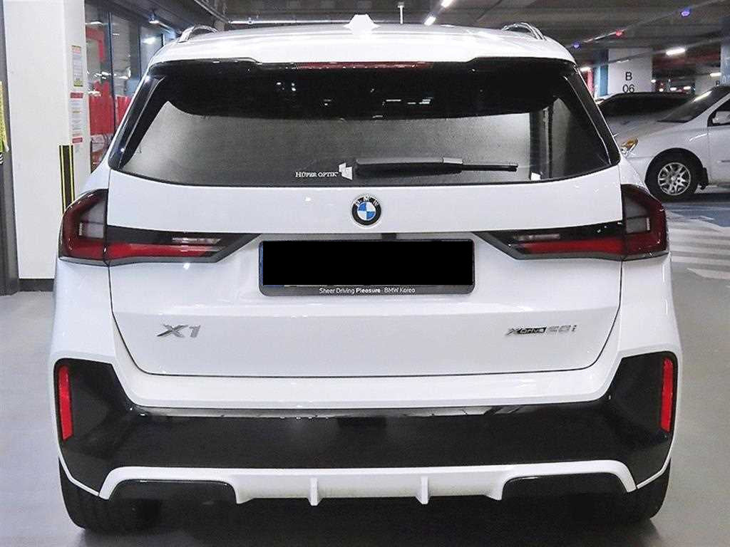 BMW X1 — photo 05