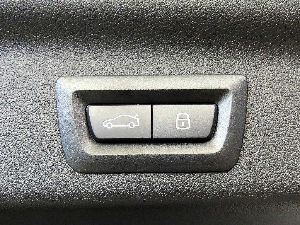 BMW X1 — photo 16