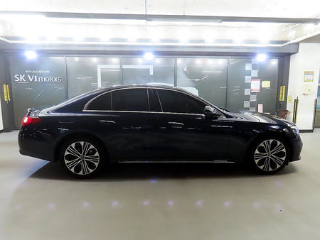 Mercedes-Benz E-Class — photo 03