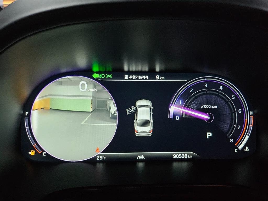 Kia K9 — photo 10