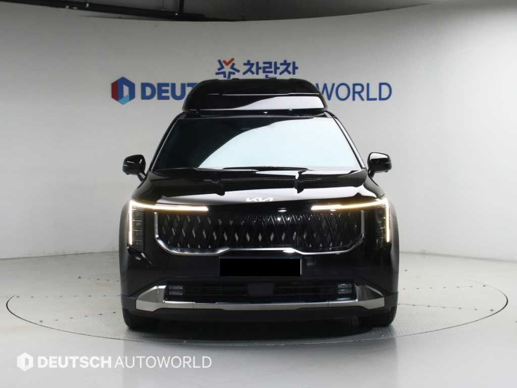 Kia Carnival — photo 03