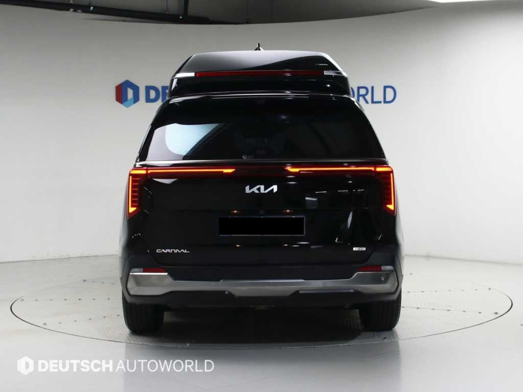 Kia Carnival — photo 04