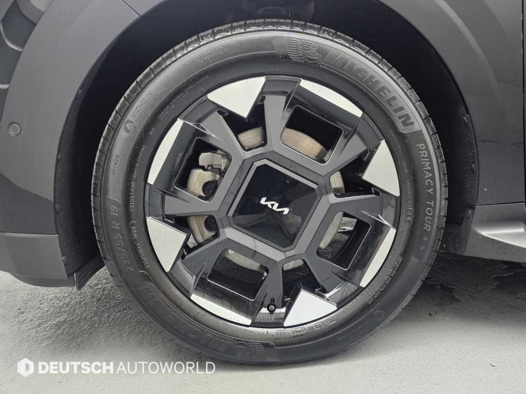 Kia Carnival — photo 05