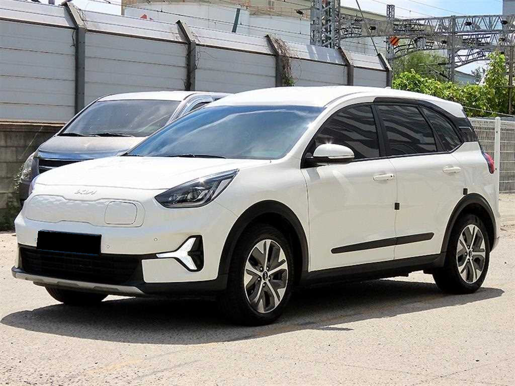 Kia Niro — photo 01
