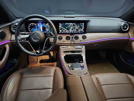 Mercedes-Benz E-Class — photo 07
