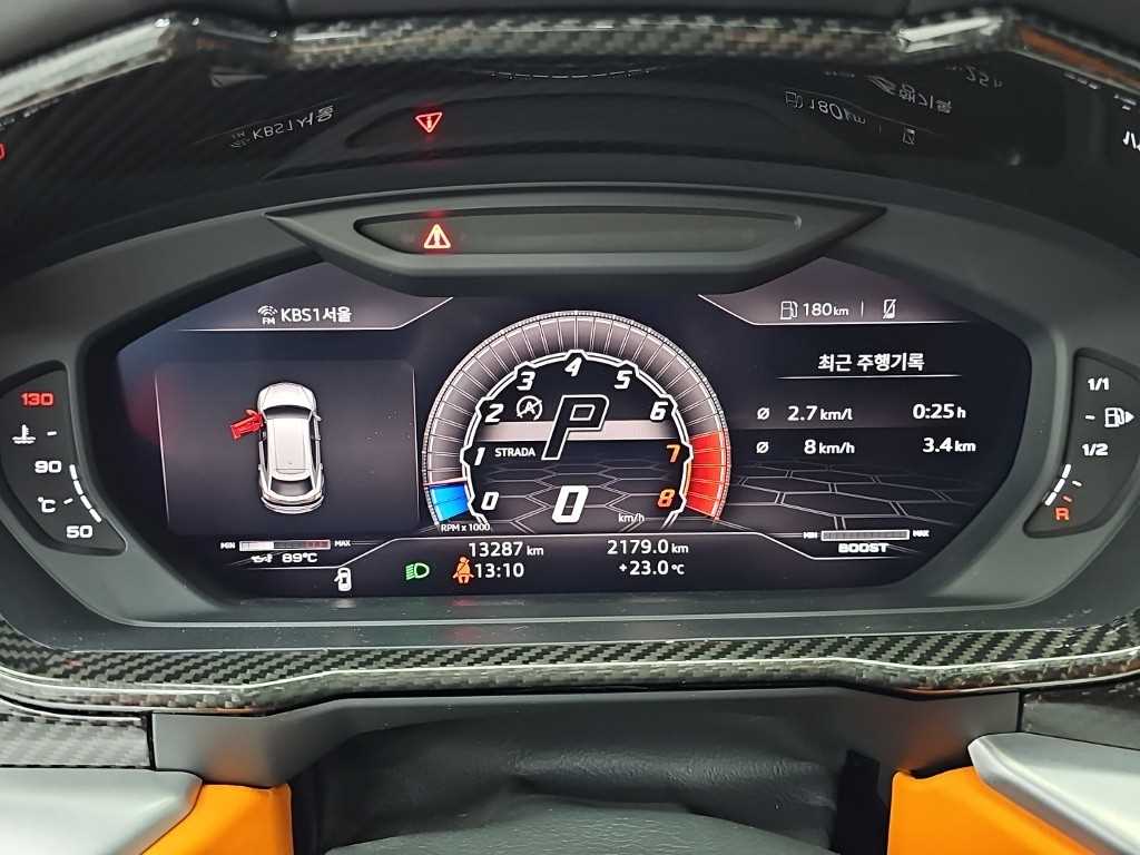 Lamborghini Urus — photo 06