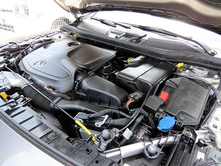 Mercedes-Benz GLA-Class — photo 19