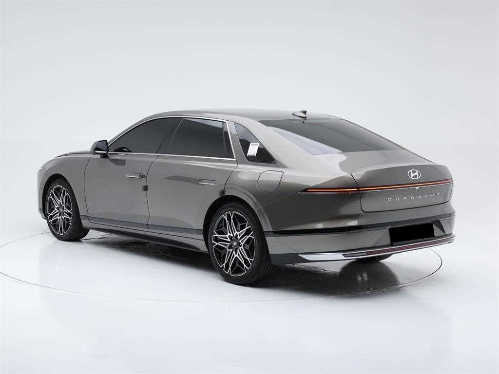 Hyundai Grandeur — photo 04