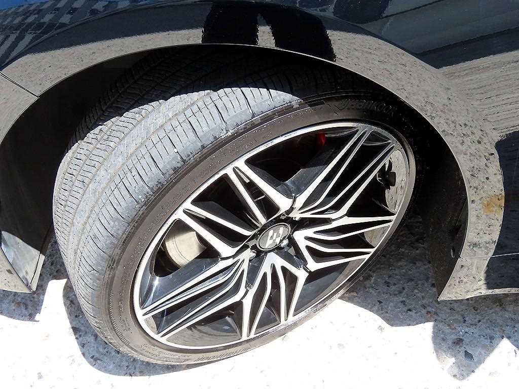 Kia Stinger — photo 20