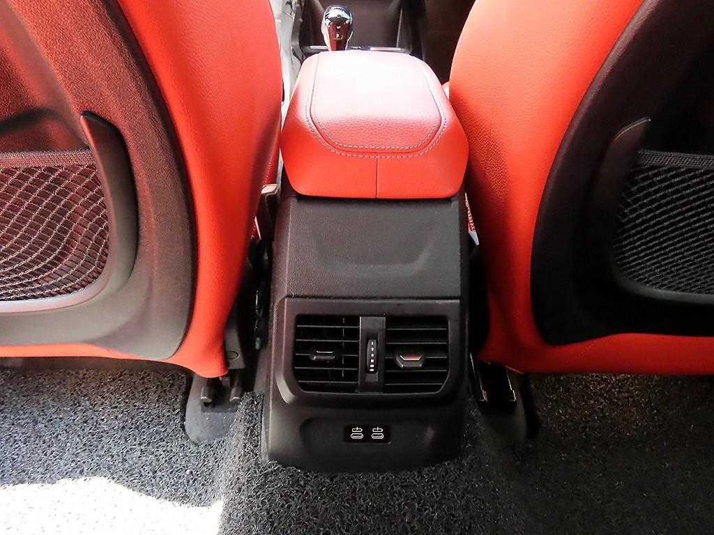 BMW 2-Series — photo 17