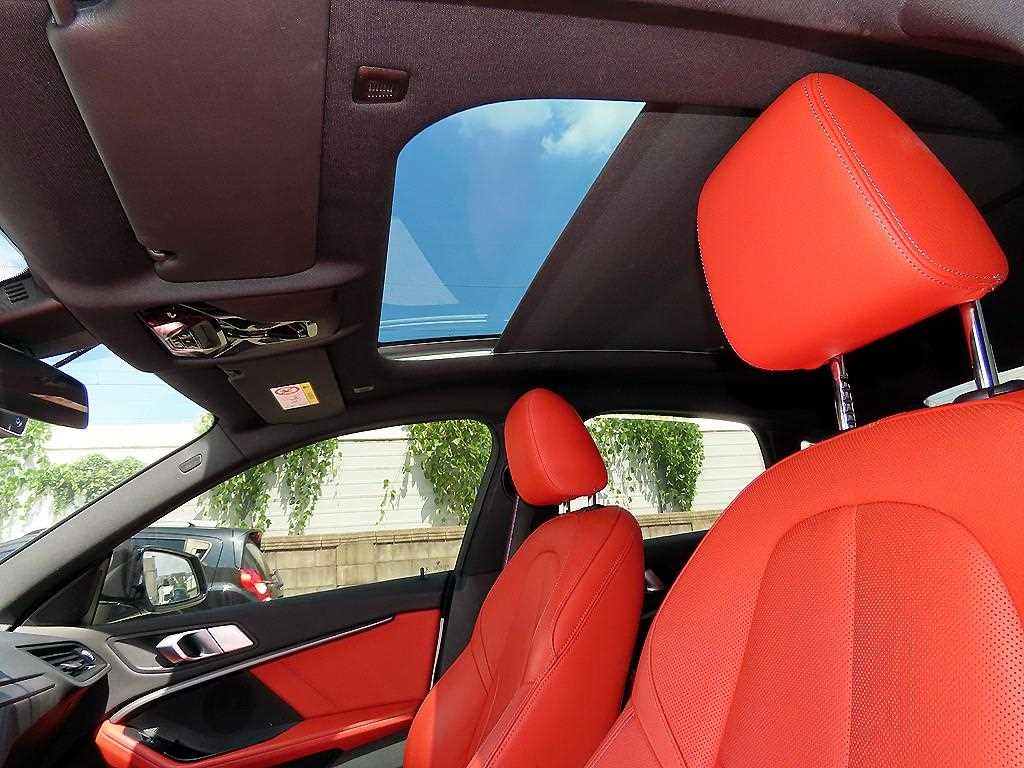 BMW 2-Series — photo 18