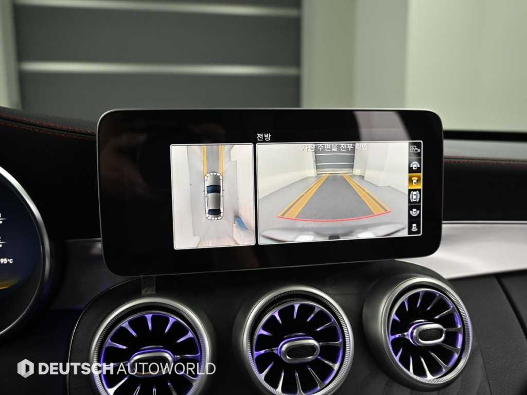 Mercedes-Benz C-Class — photo 15
