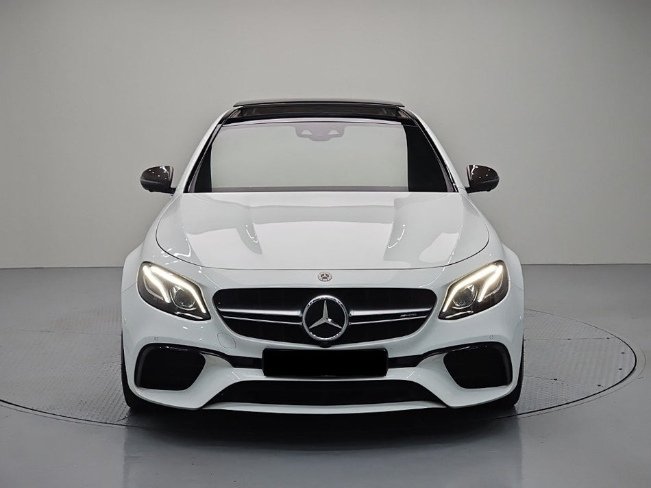 Mercedes-Benz E-Class — photo 02