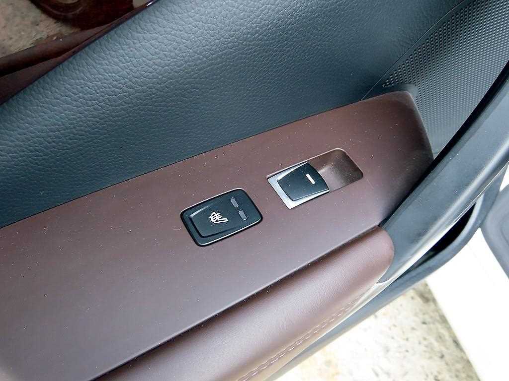 Hyundai Grandeur — photo 17