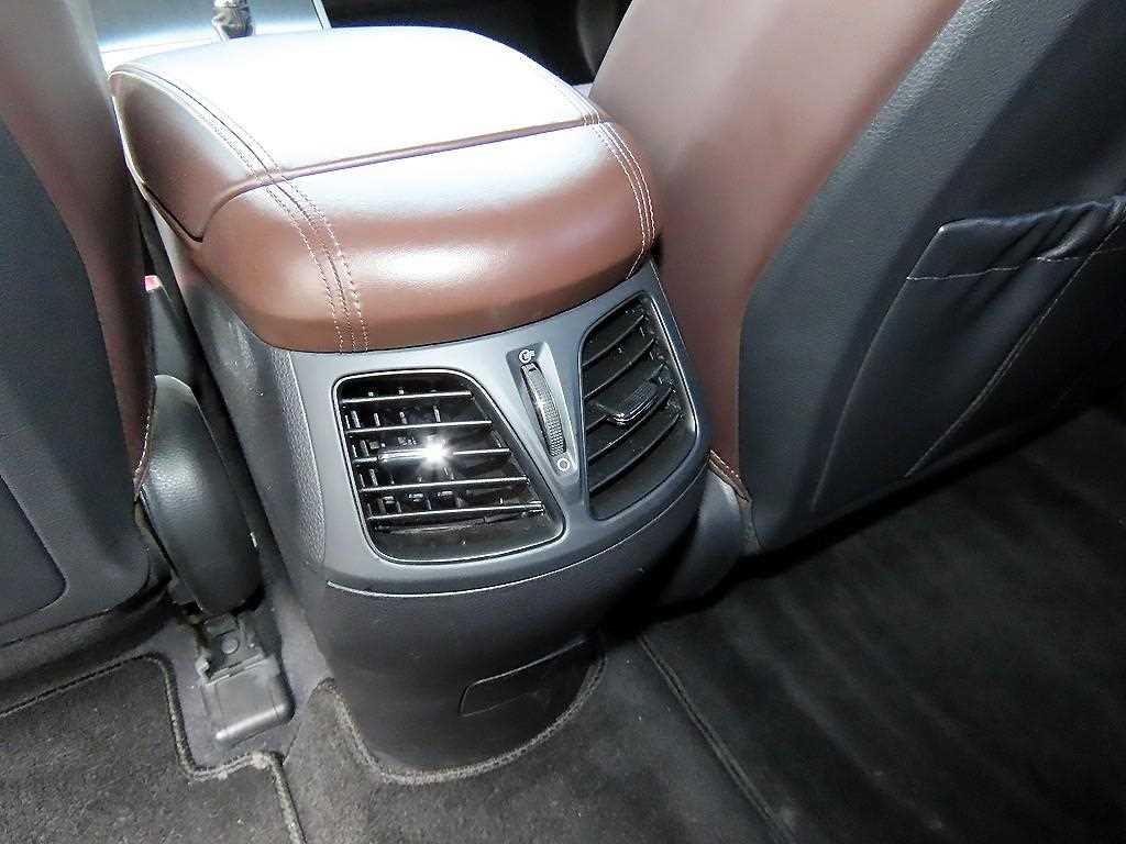 Hyundai Grandeur — photo 18