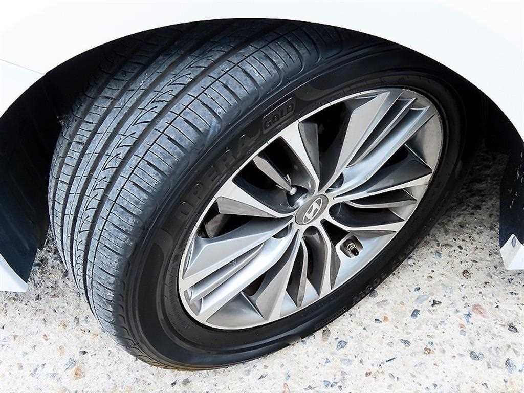 Hyundai Grandeur — photo 20