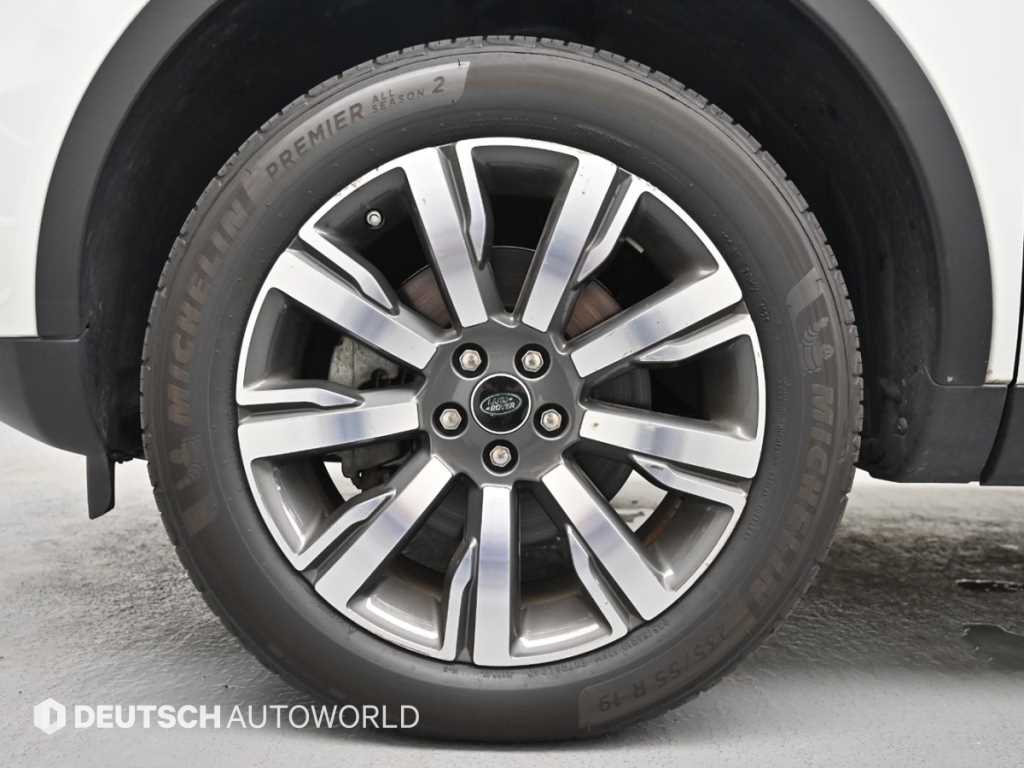 Land Rover Discovery Sport — photo 05