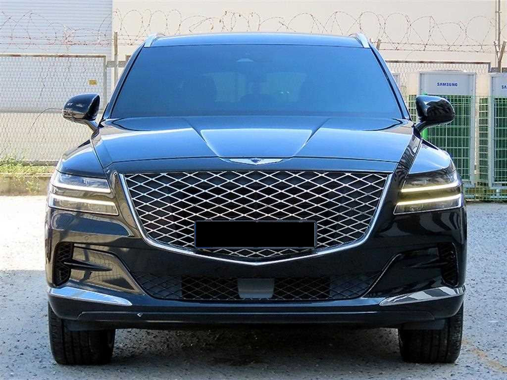 Genesis GV80 — photo 01