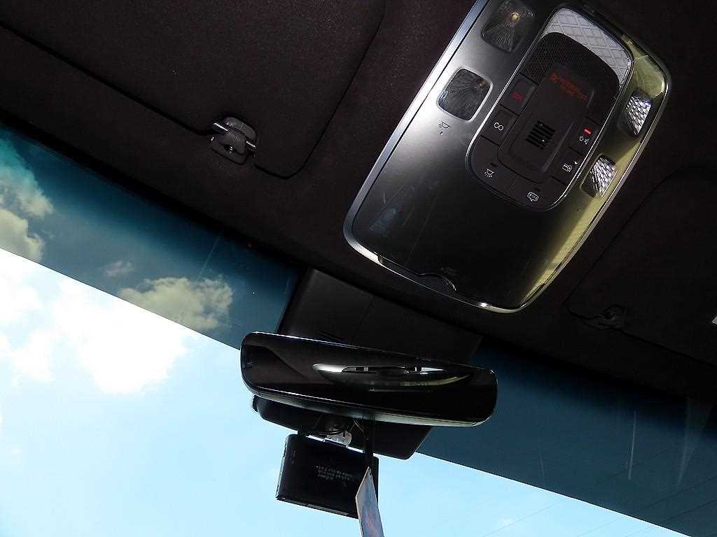 Genesis GV80 — photo 15