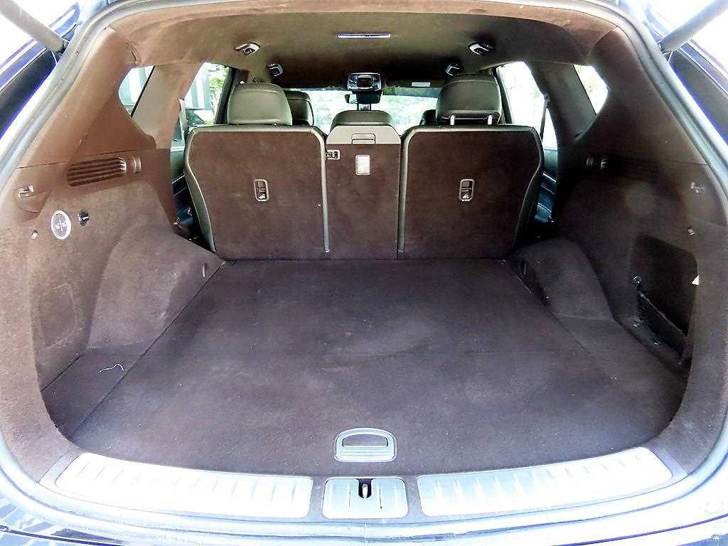 Genesis GV80 — photo 18