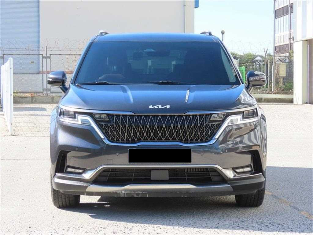 Kia Carnival — photo 01