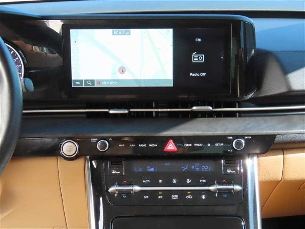 Kia Carnival — photo 11