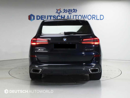 BMW X5 — photo 04