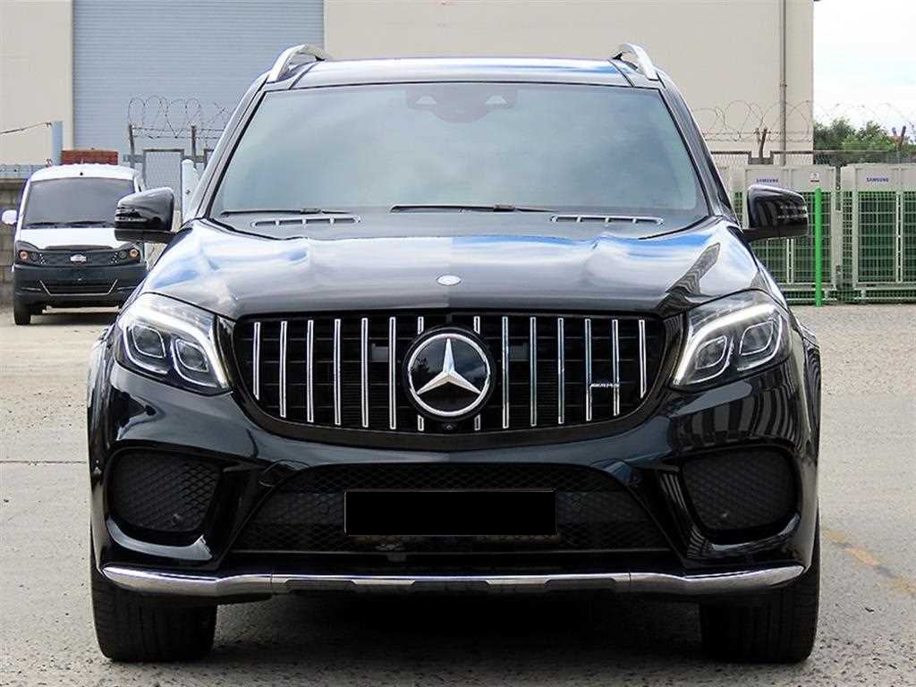 Mercedes-Benz GLS-Class — photo 01