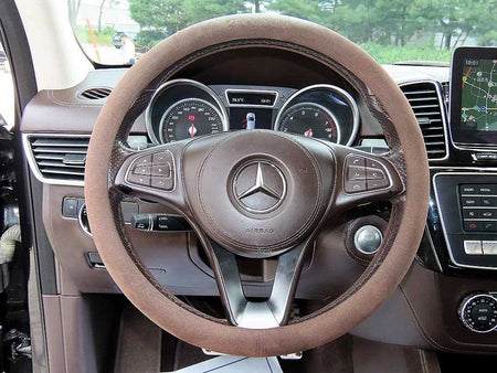 Mercedes-Benz GLS-Class — photo 09