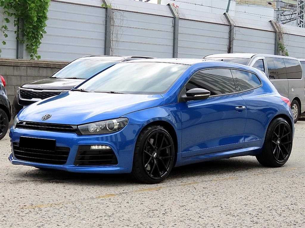 Volkswagen Scirocco — photo 02