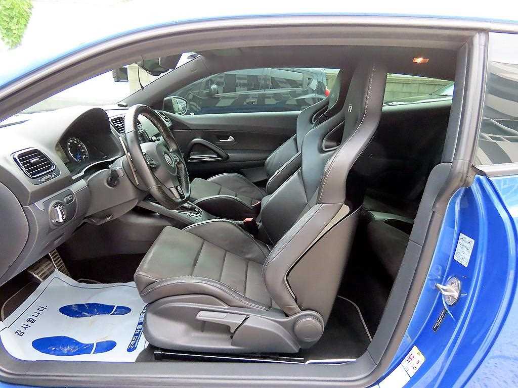 Volkswagen Scirocco — photo 05