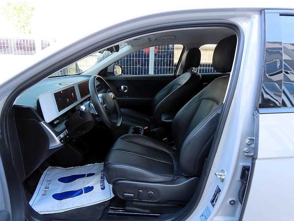 Hyundai Ioniq5 — photo 05