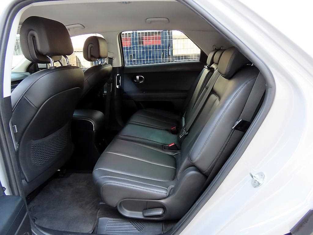 Hyundai Ioniq5 — photo 06