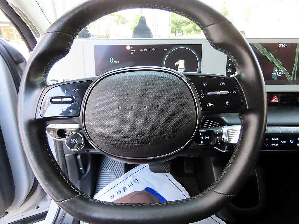 Hyundai Ioniq5 — photo 08