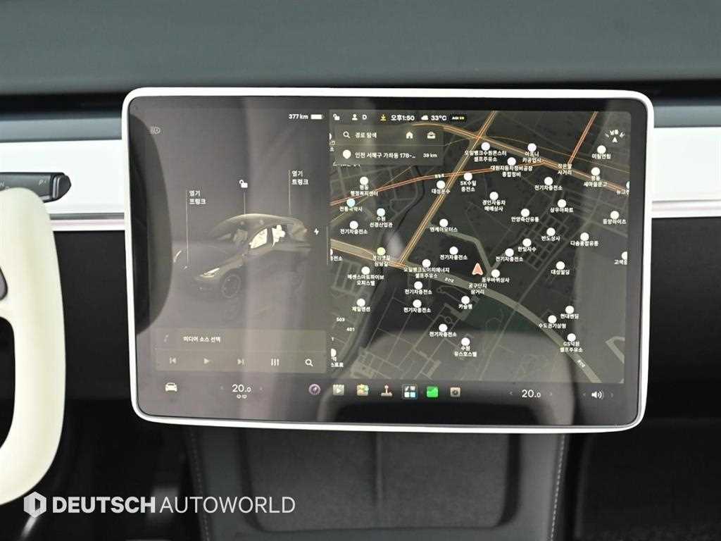 Tesla Model Y — photo 14