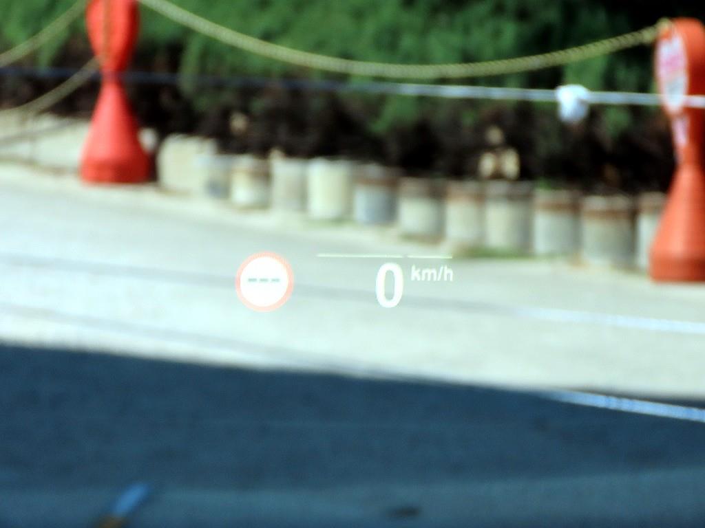 BMW 7-Series — photo 10