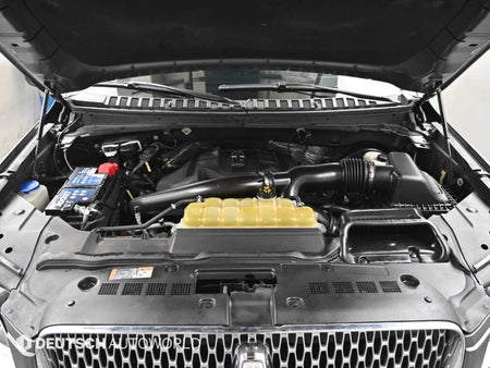 Lincoln Navigator — photo 06