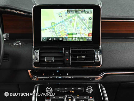 Lincoln Navigator — photo 14