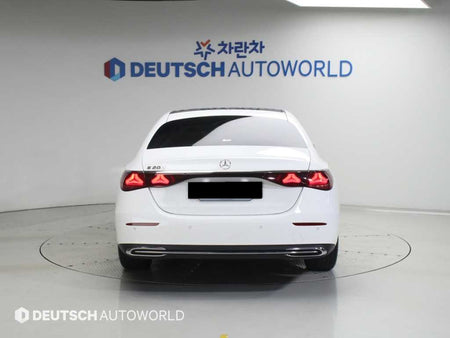 Mercedes-Benz E-Class — photo 04