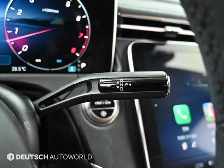 Mercedes-Benz E-Class — photo 09