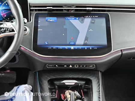 Mercedes-Benz E-Class — photo 14