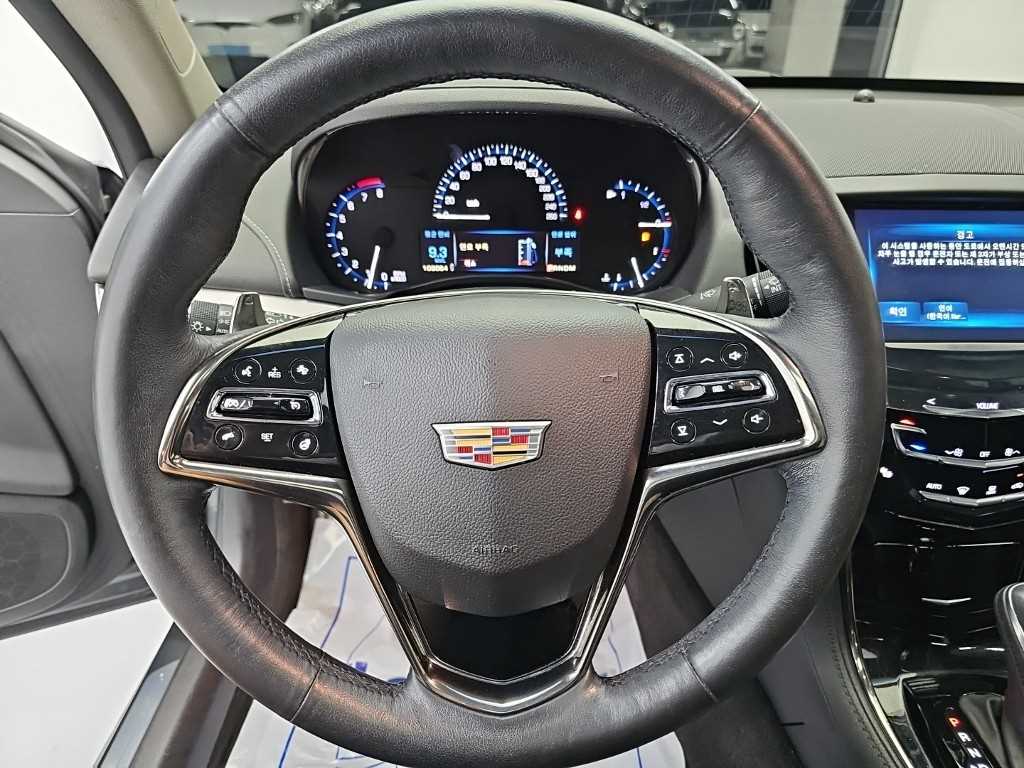 Cadillac ATS — photo 09