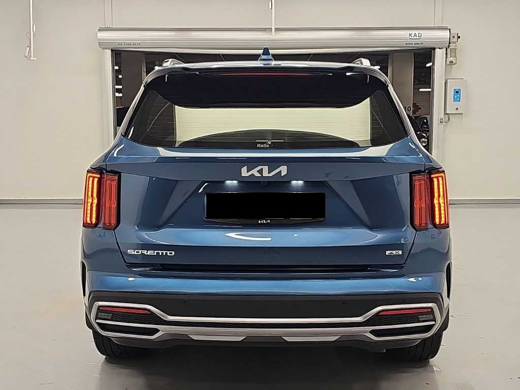 Kia Sorento — photo 03